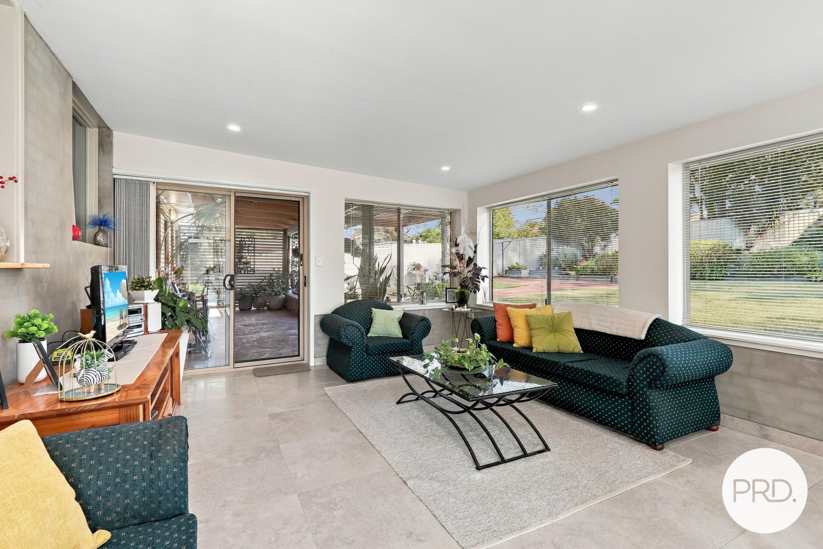 2 Brook Street DAPTO 10