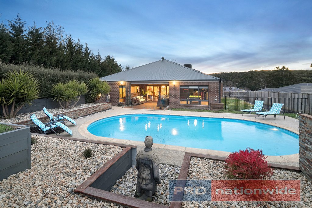 2 Brooklyn Court BROWN HILL 1