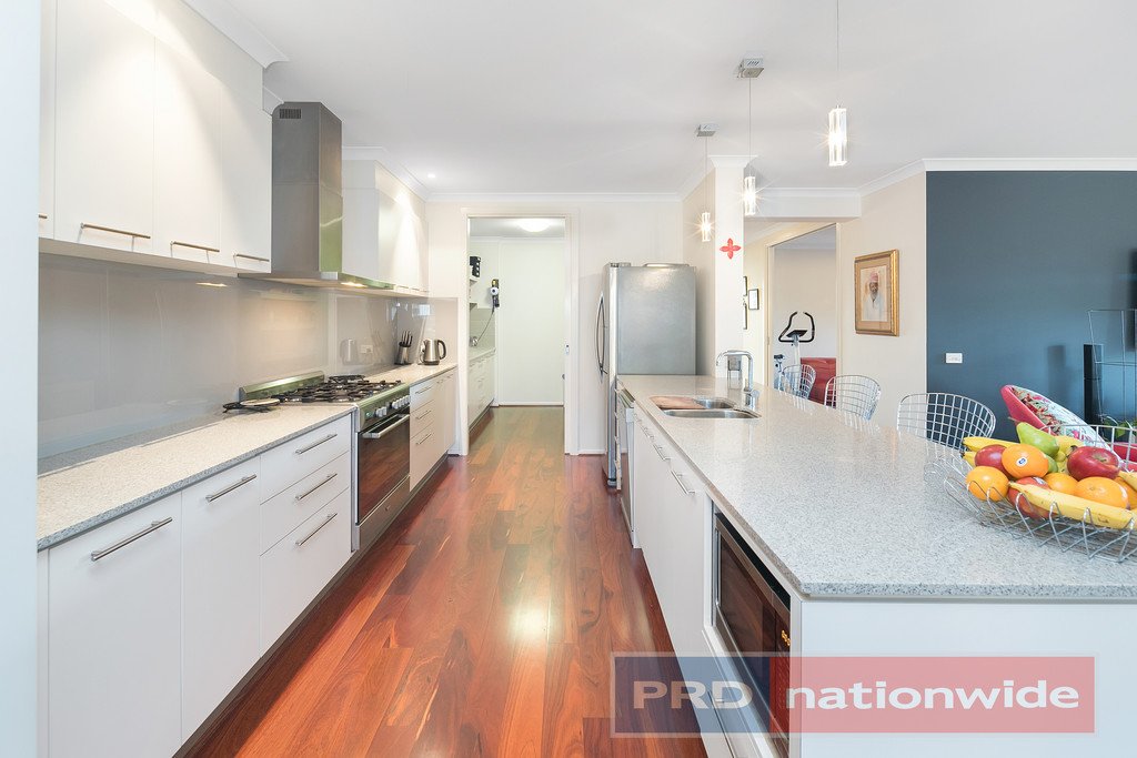 2 Brooklyn Court BROWN HILL 8