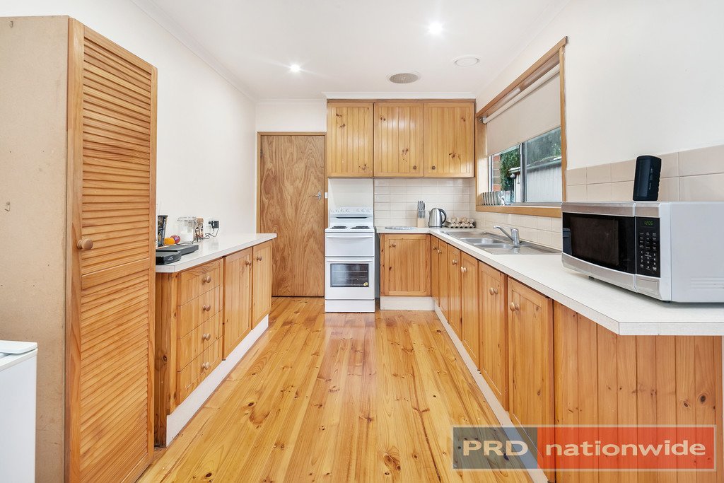 2 Brophy Street BROWN HILL 4