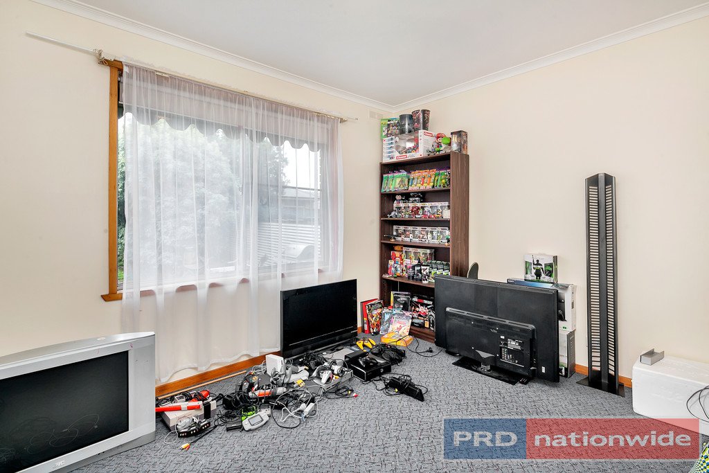 2 Brophy Street BROWN HILL 11