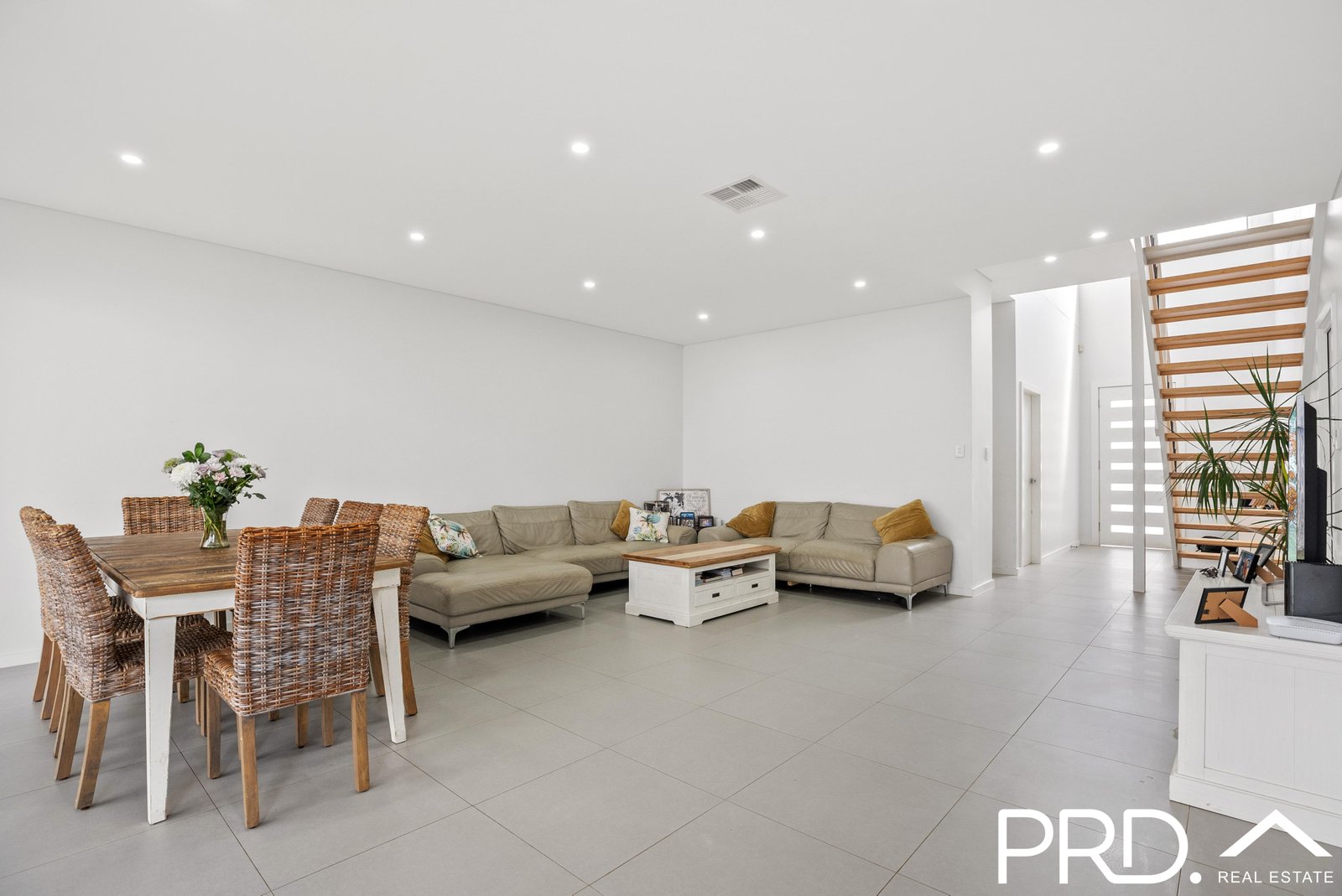 2 Brunton Street PANANIA 1