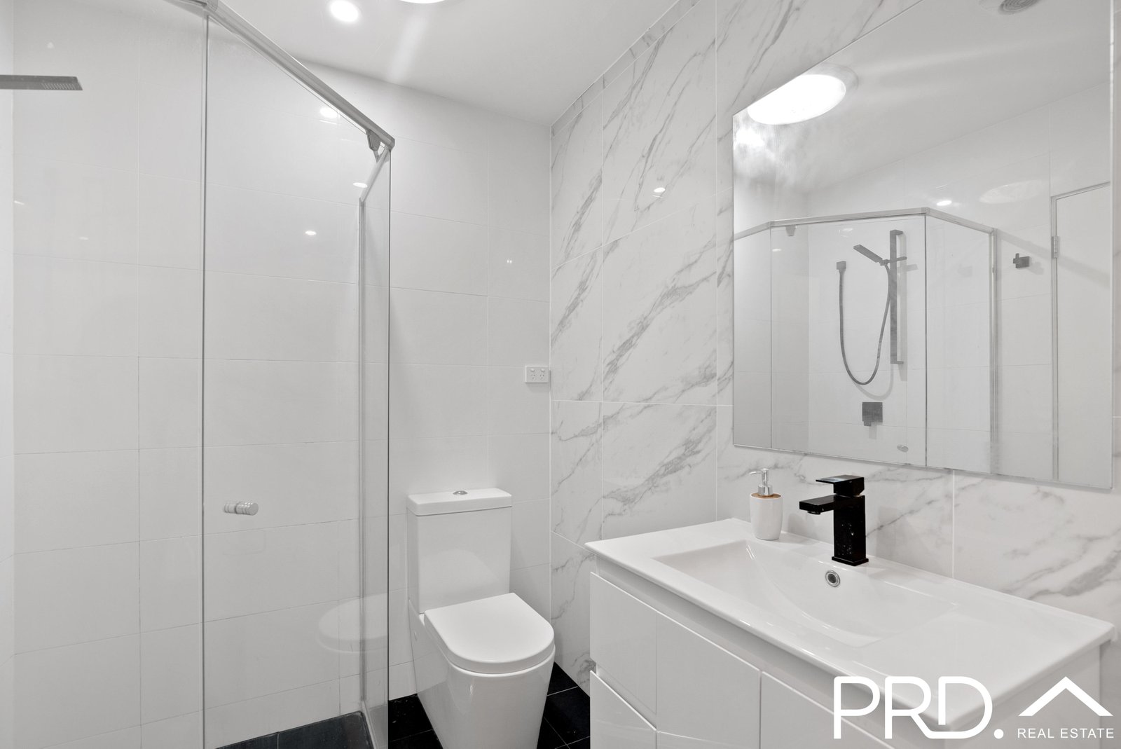 2 Brunton Street PANANIA 5