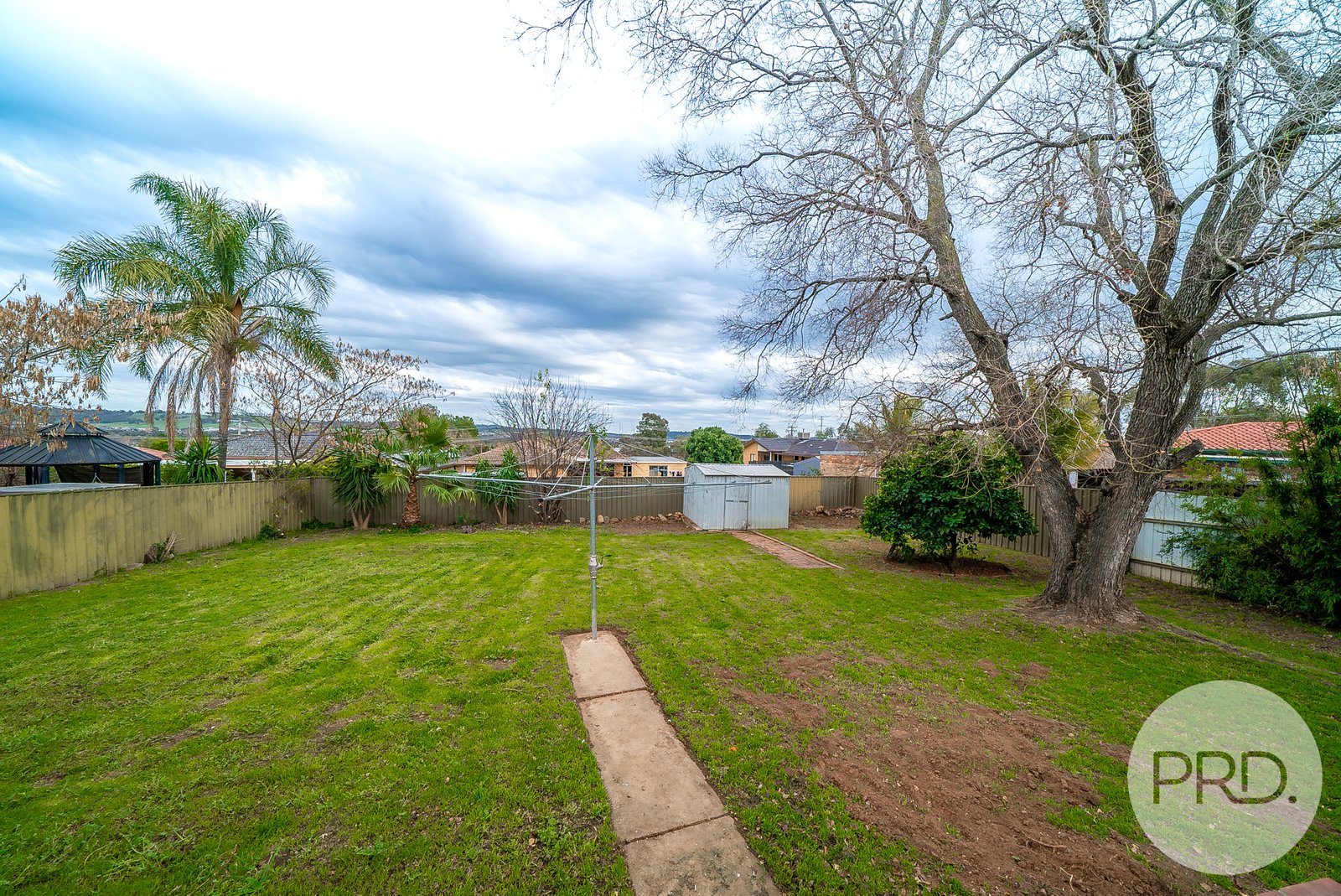 2 Buchhorn Street TOLLAND 4