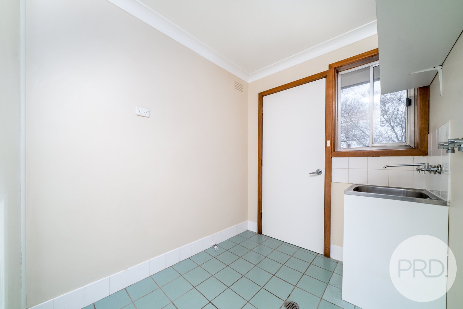 2 Buchhorn Street TOLLAND 11