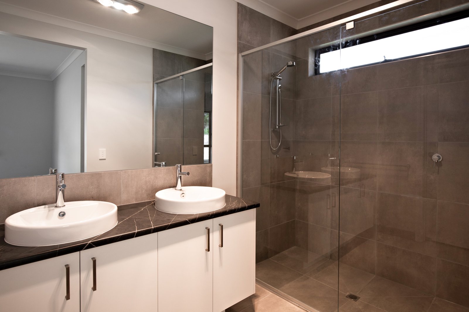 Gallery: 2 Buckland Court