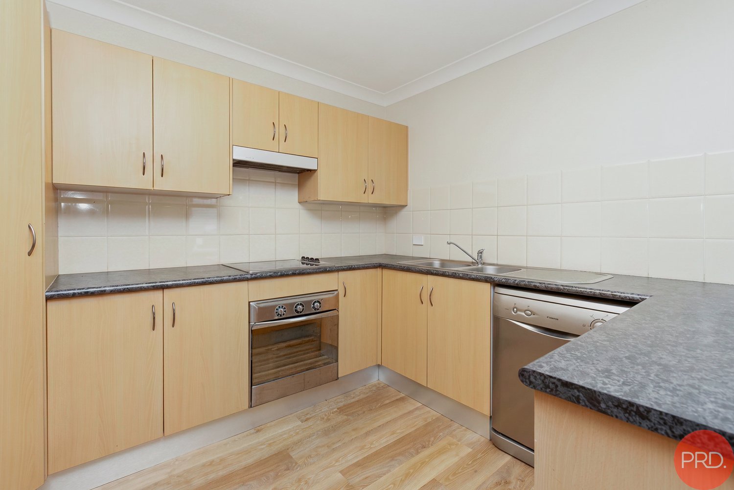 2 Budgeree Drive ABERGLASSLYN 5