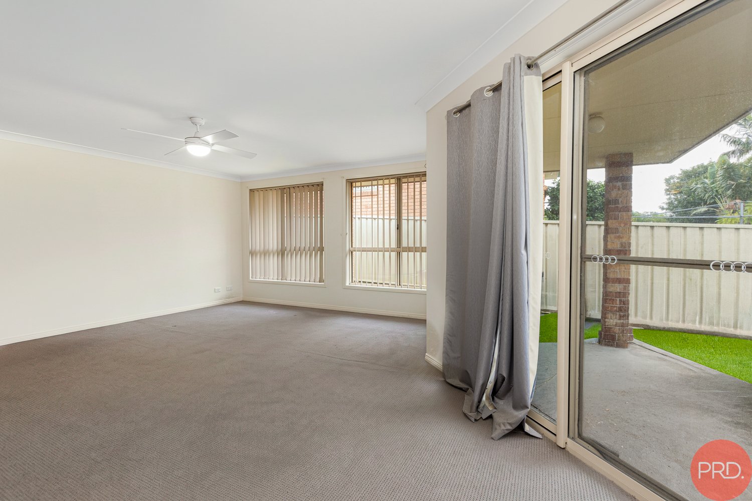 2 Budgeree Drive ABERGLASSLYN 8