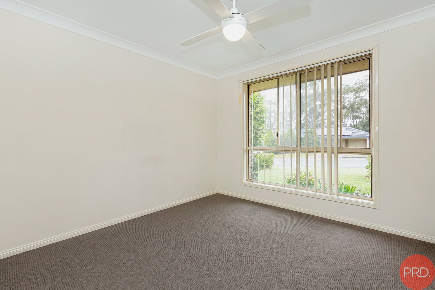 2 Budgeree Drive ABERGLASSLYN 9