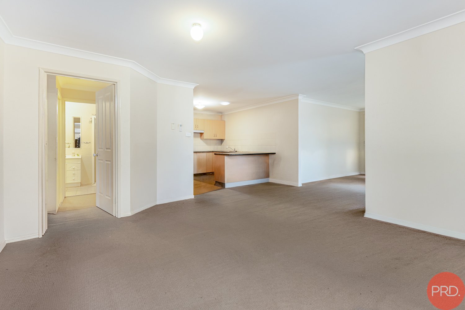 2 Budgeree Drive ABERGLASSLYN 14