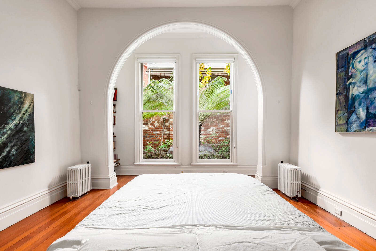 Real Estate and Property in 2 Burnie Street, Toorak, VIC