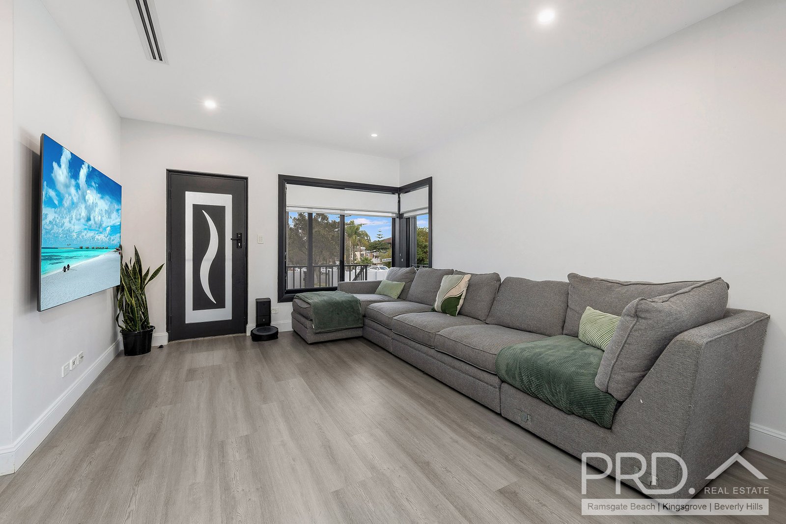 2 Burrimul Street KINGSGROVE 2