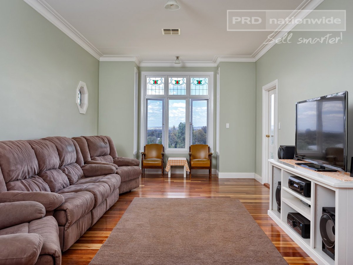 2 Bursaria Place SPRINGVALE 7