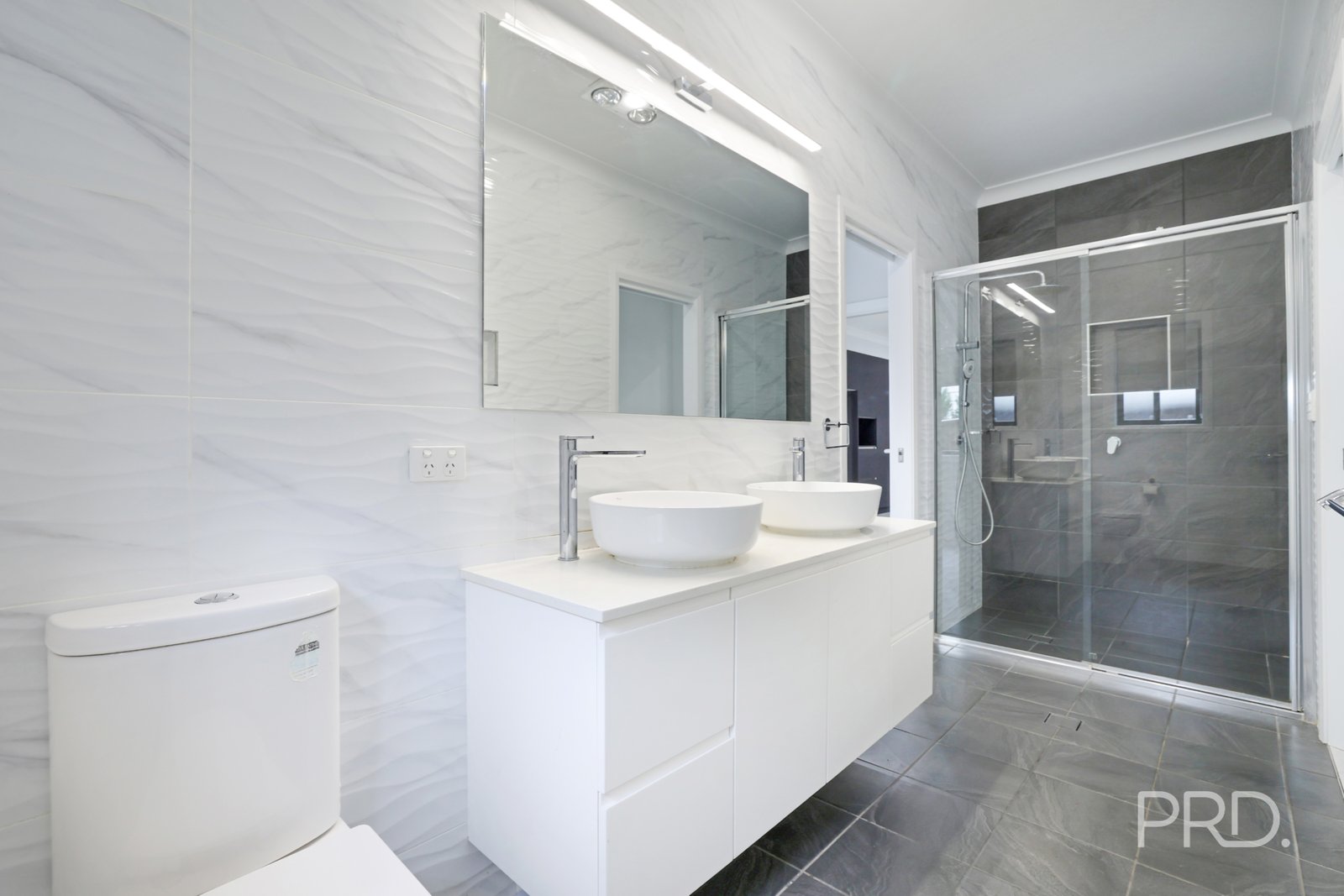 2 Bushland Avenue TAMWORTH 13