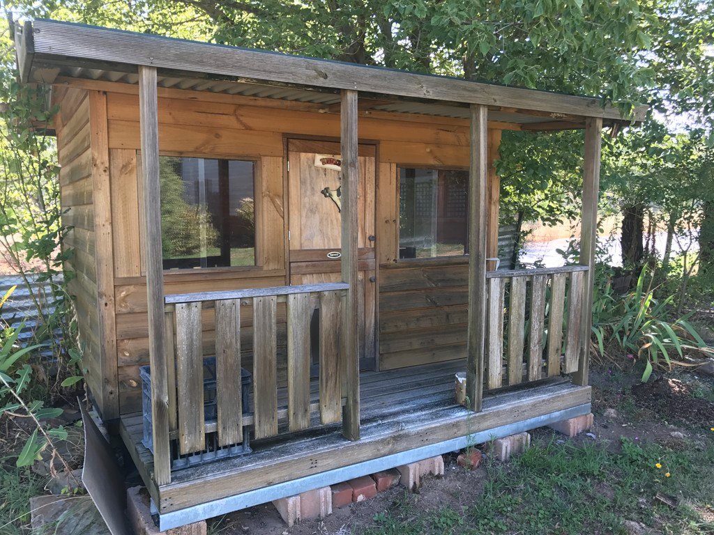 2 Byatt St  TUMBARUMBA 2