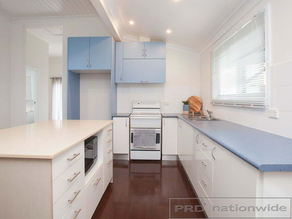 2 Byron Street BERESFIELD 2