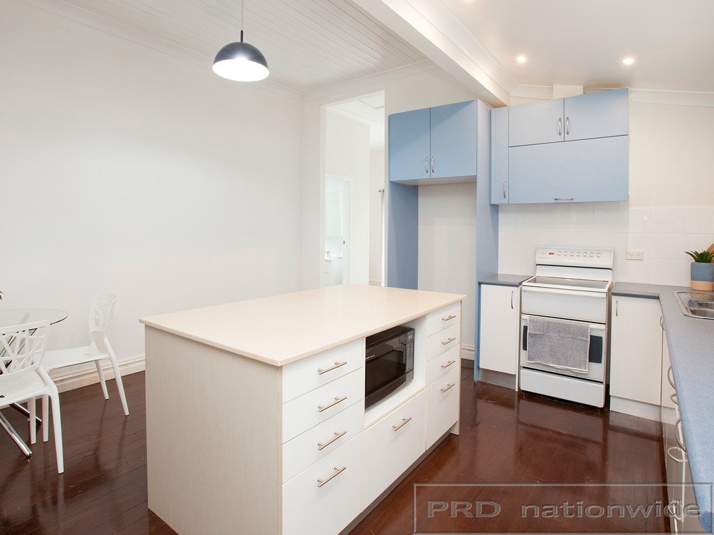 2 Byron Street BERESFIELD 4