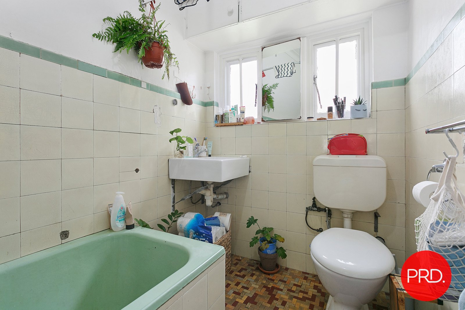 2 Cadia Street KOGARAH 7