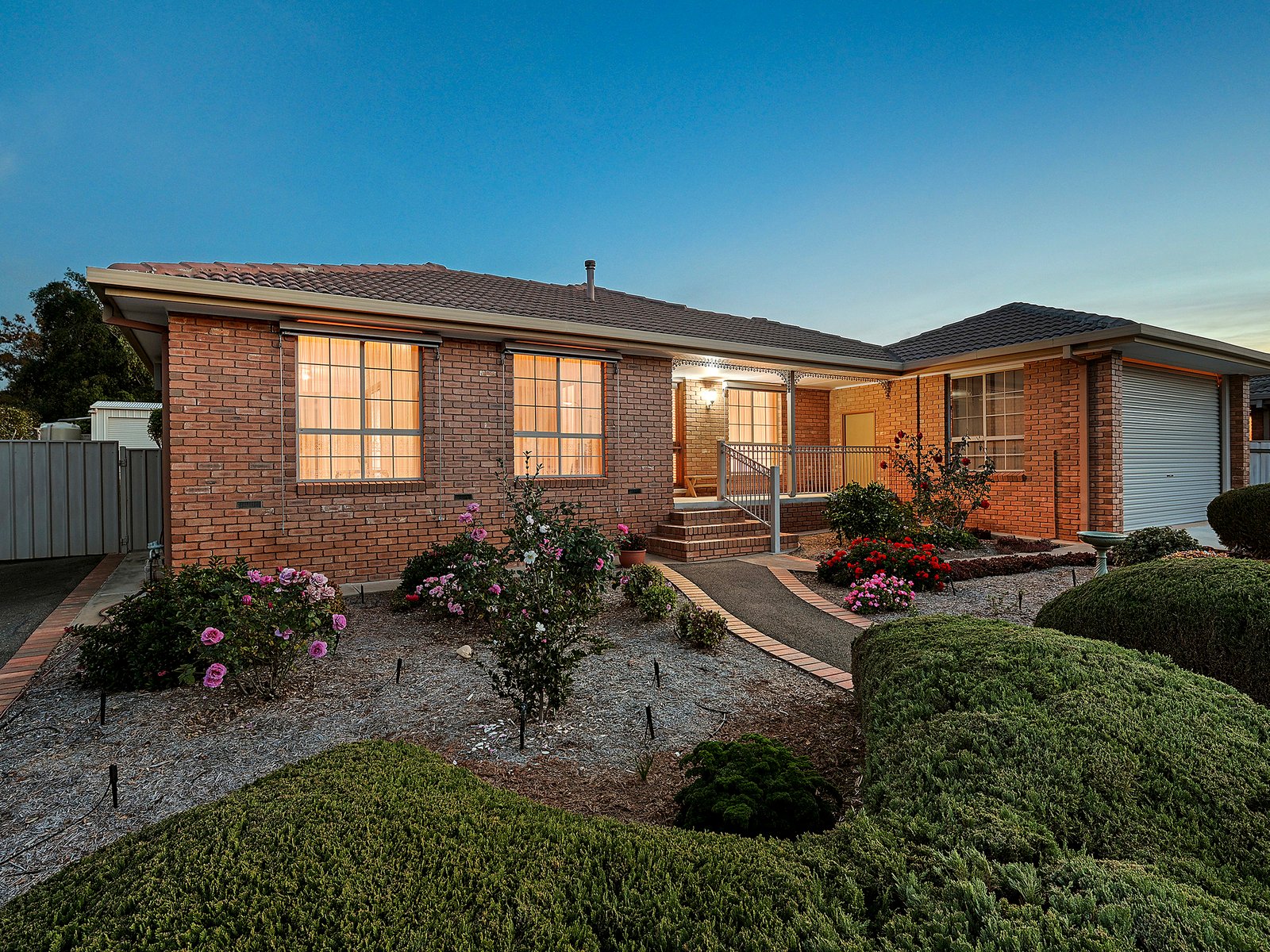 Gallery: 2 Cairinini Court