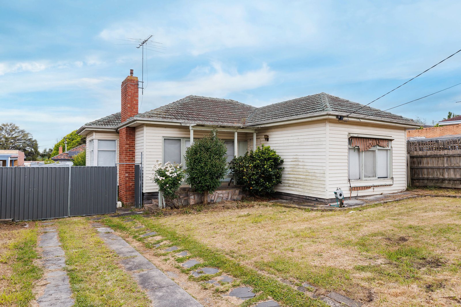 Gallery: 2 Calrossie Road
