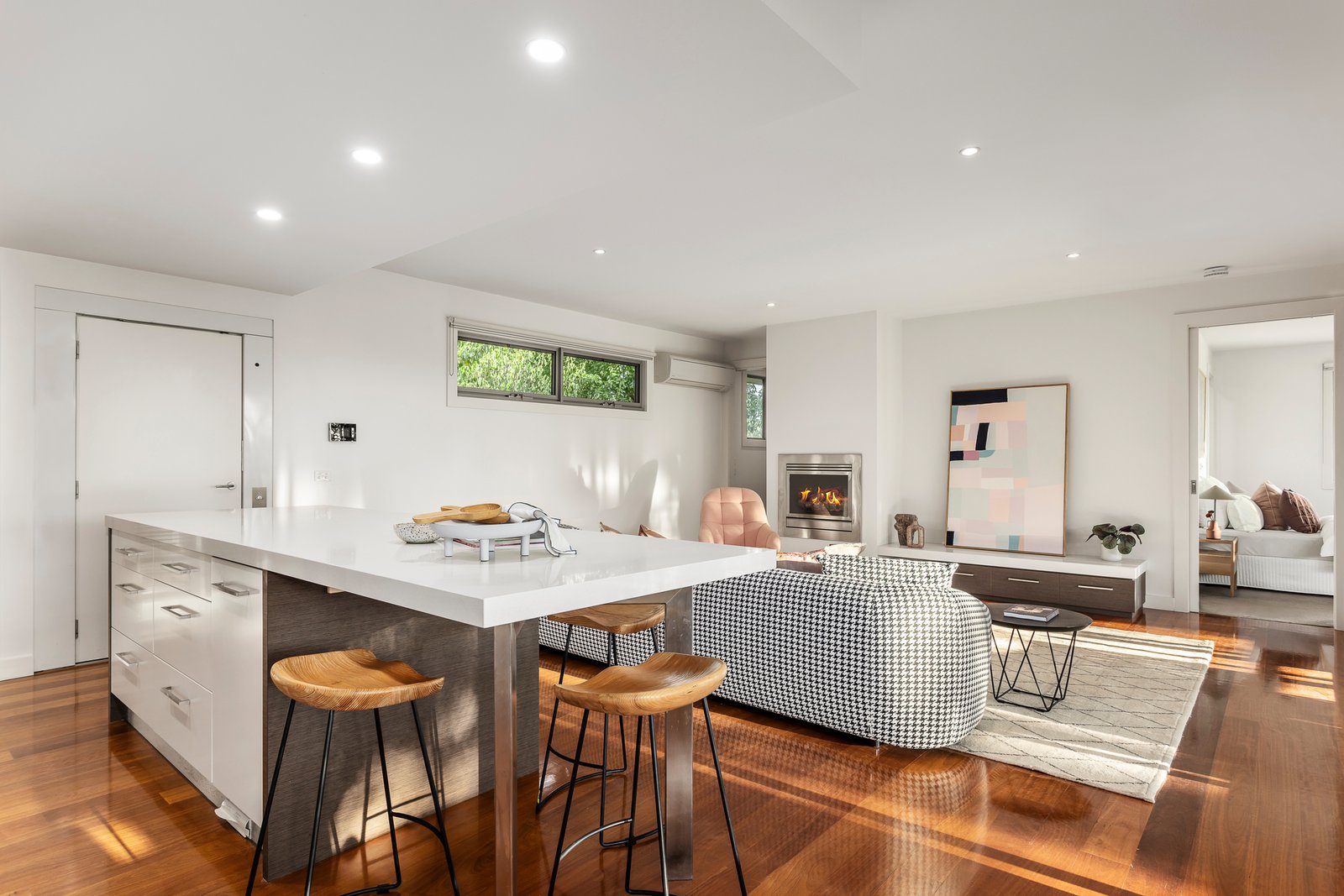 Gallery: 2 Cannes Grove