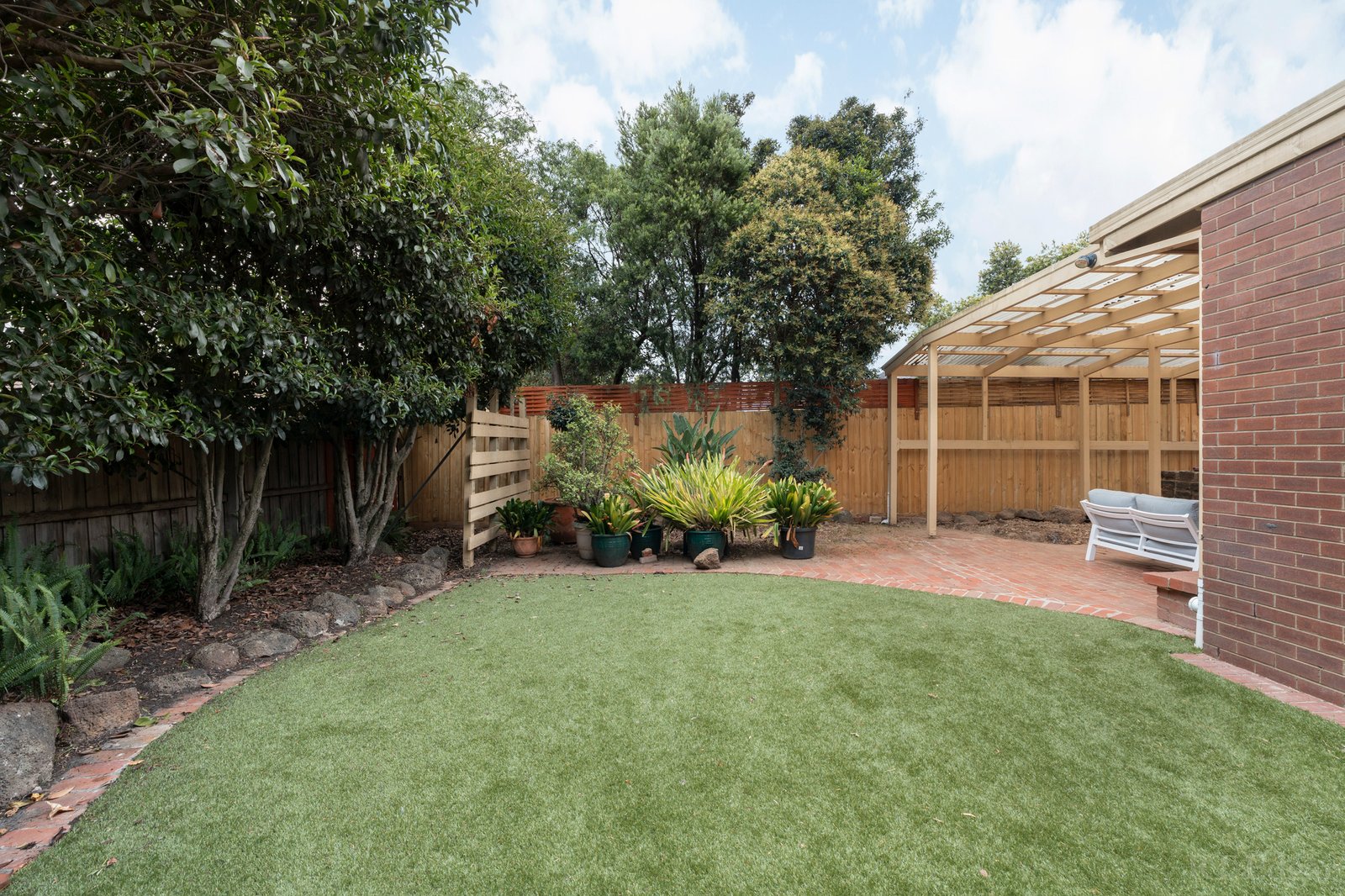 Real Estate and Property in 2 Carbine Court, Mill Park, VIC