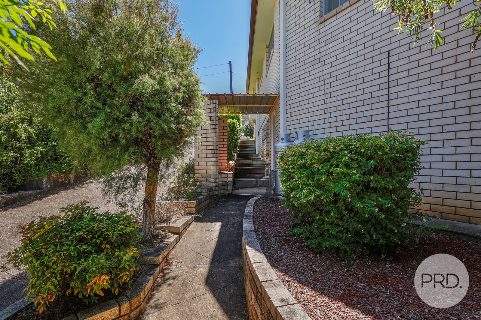 2 Carinya Street TAMWORTH 21