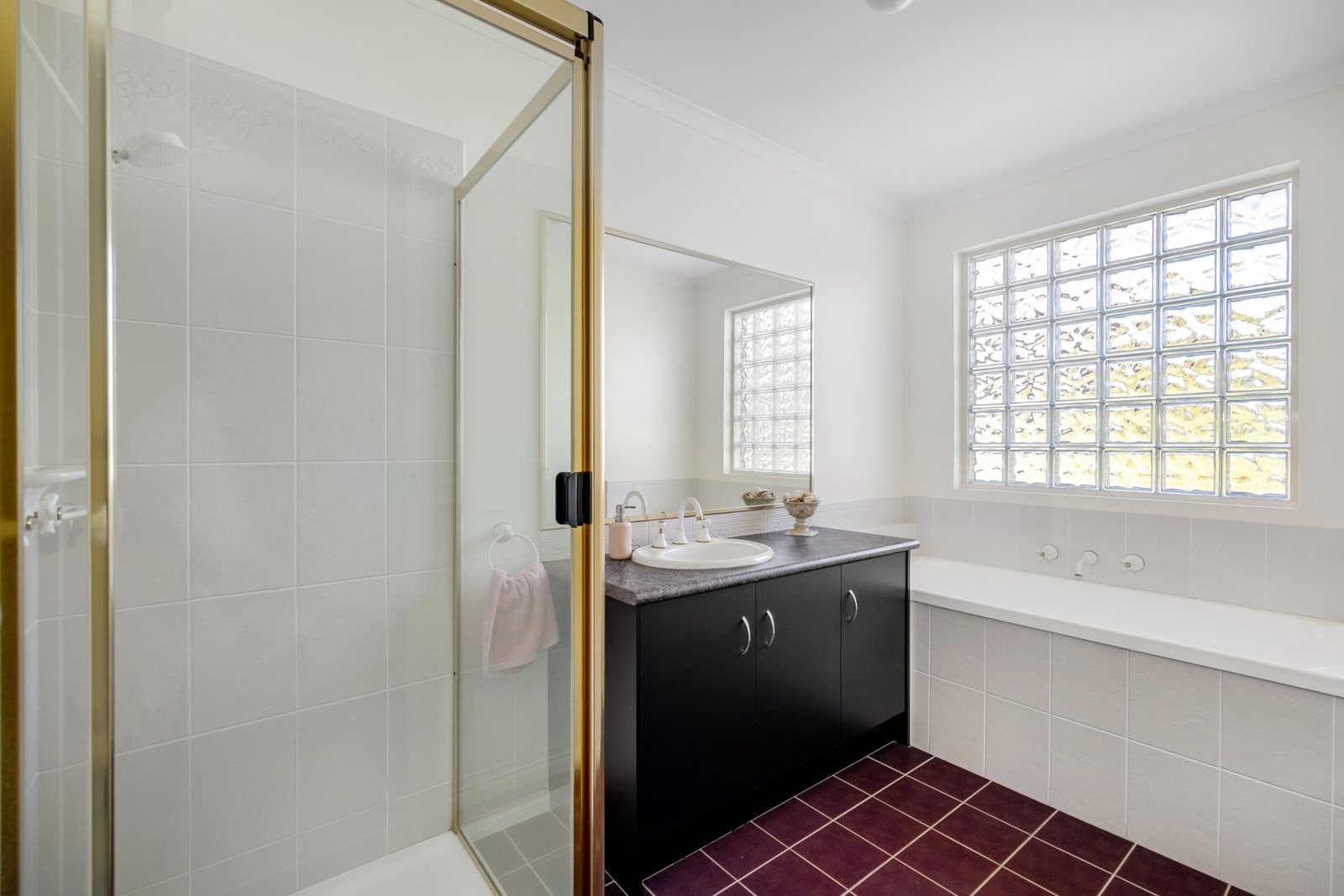 Real Estate and Property in 2 Carly Place, Tootgarook, VIC