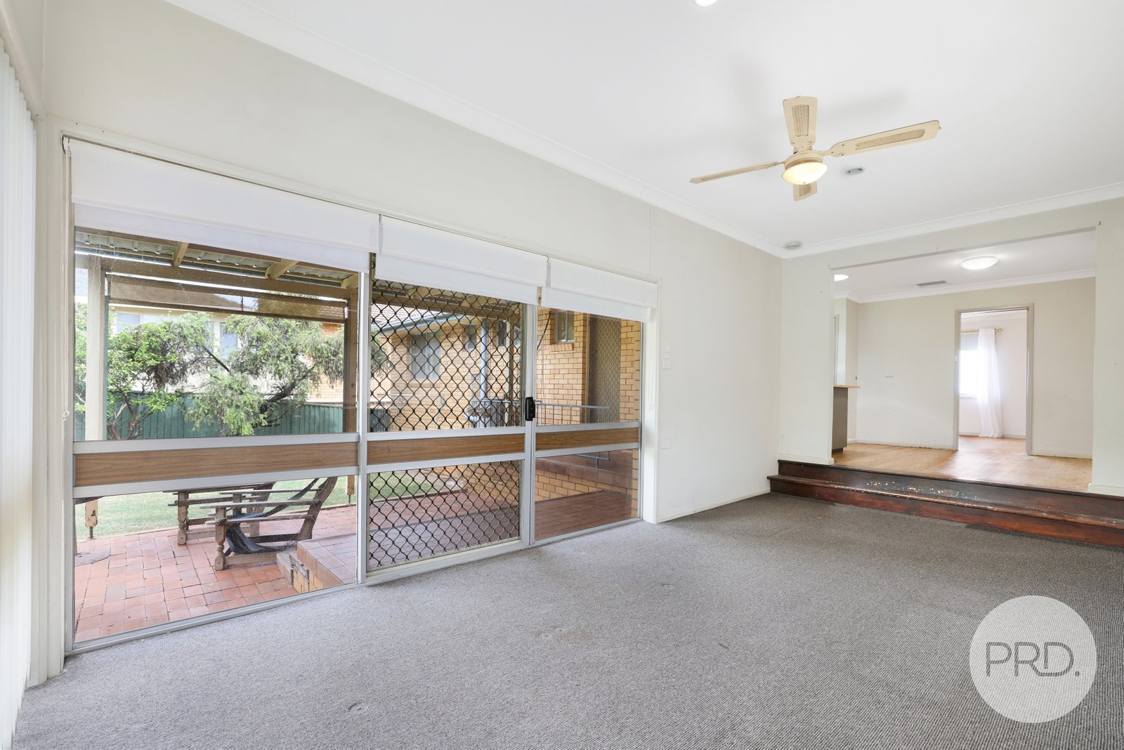 2 Carmichael Avenue TAMWORTH 17