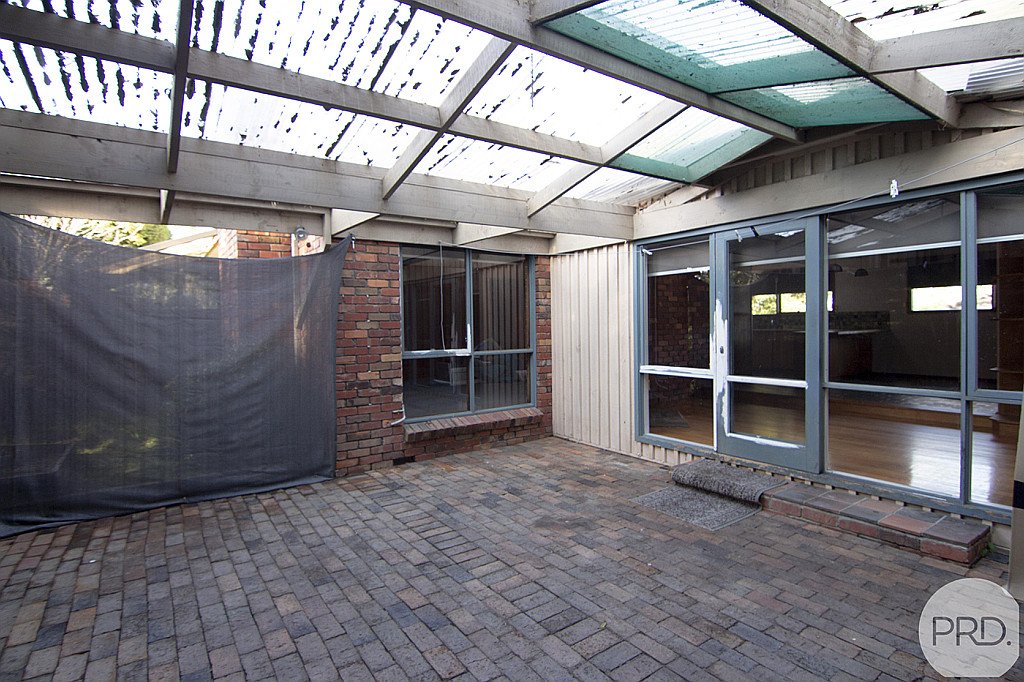 2 Cathcart Street BUNINYONG 17