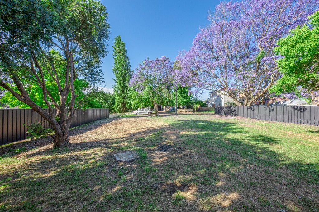 2 Cathcart Street HORSESHOE BEND 4