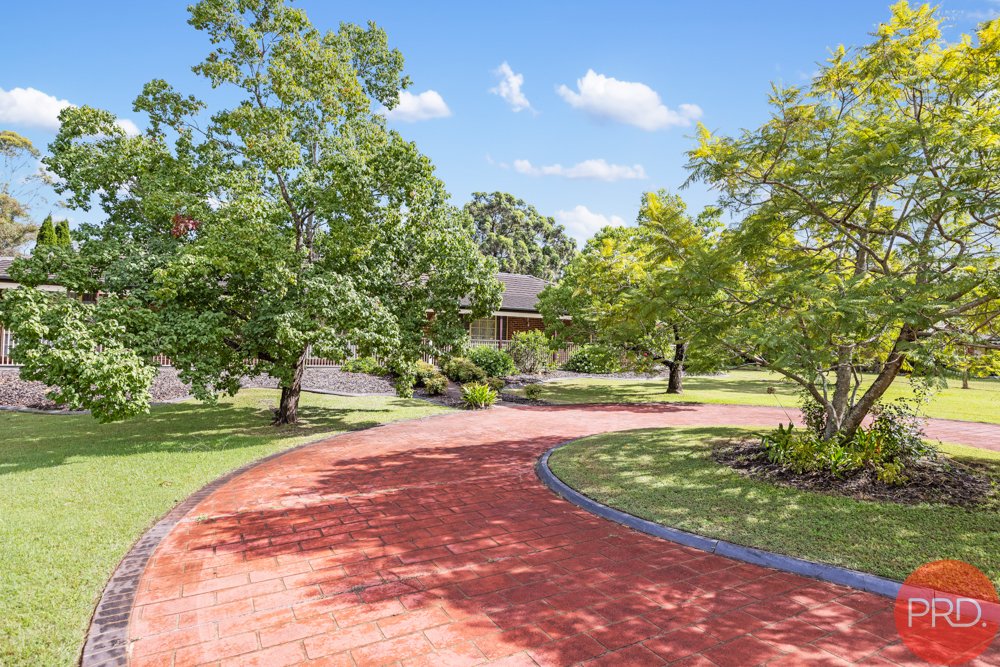 2 Cedarwood Close BOLWARRA HEIGHTS 33