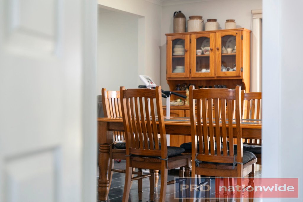 2 Champion Close SEBASTOPOL 6