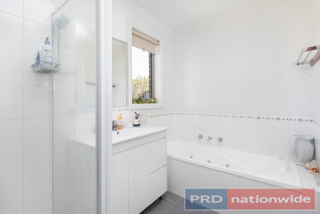 2 Champion Close SEBASTOPOL 12