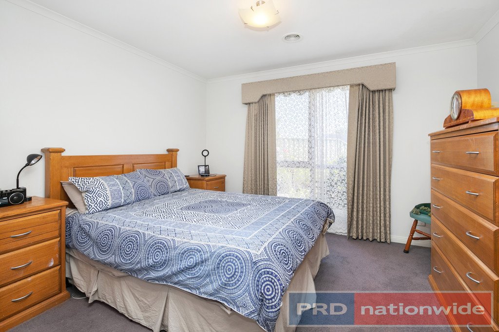 2 Champion Close SEBASTOPOL 13