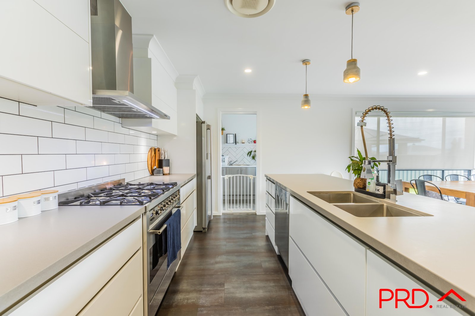 2 Chardonnay Drive TAMWORTH 9