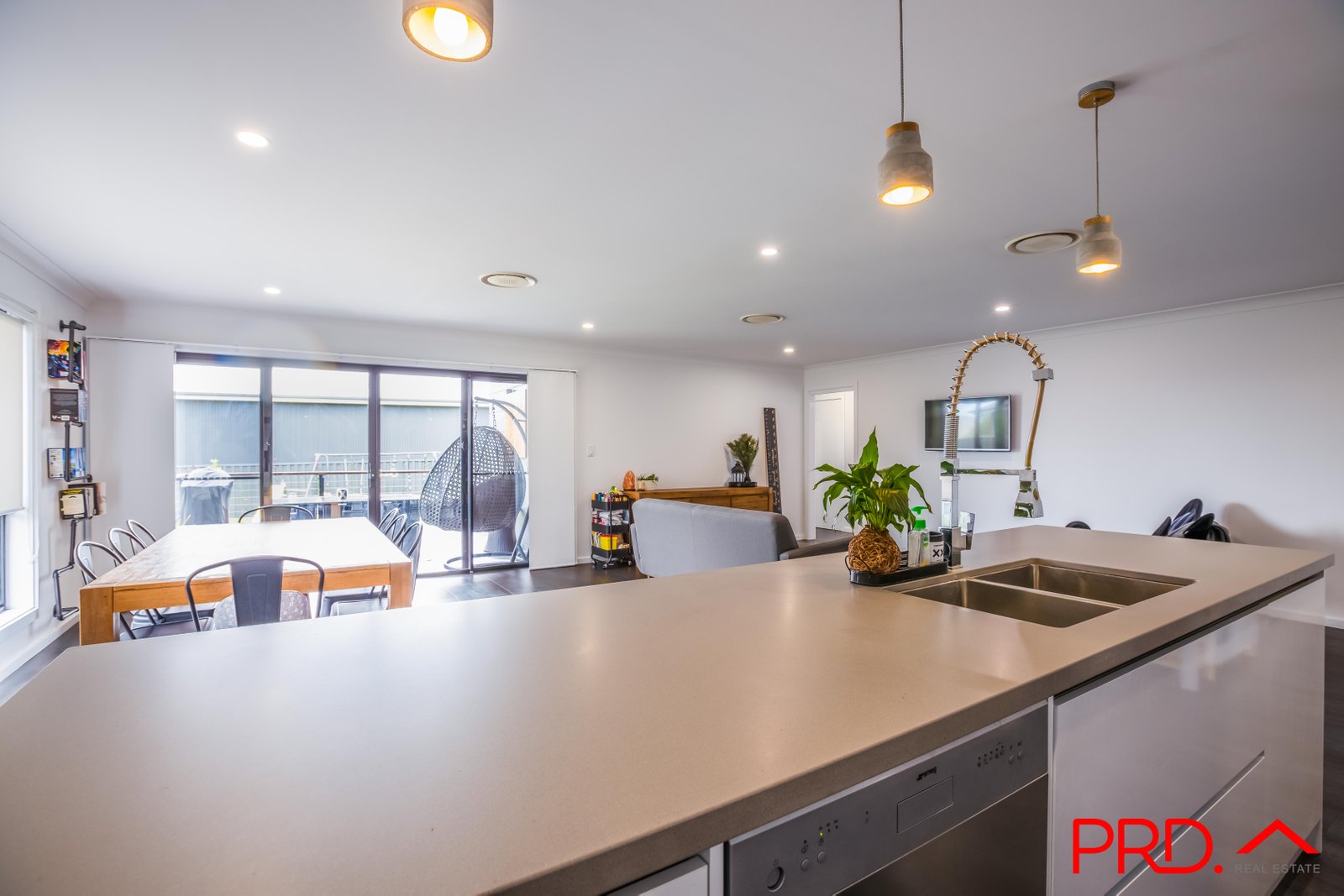 2 Chardonnay Drive TAMWORTH 10