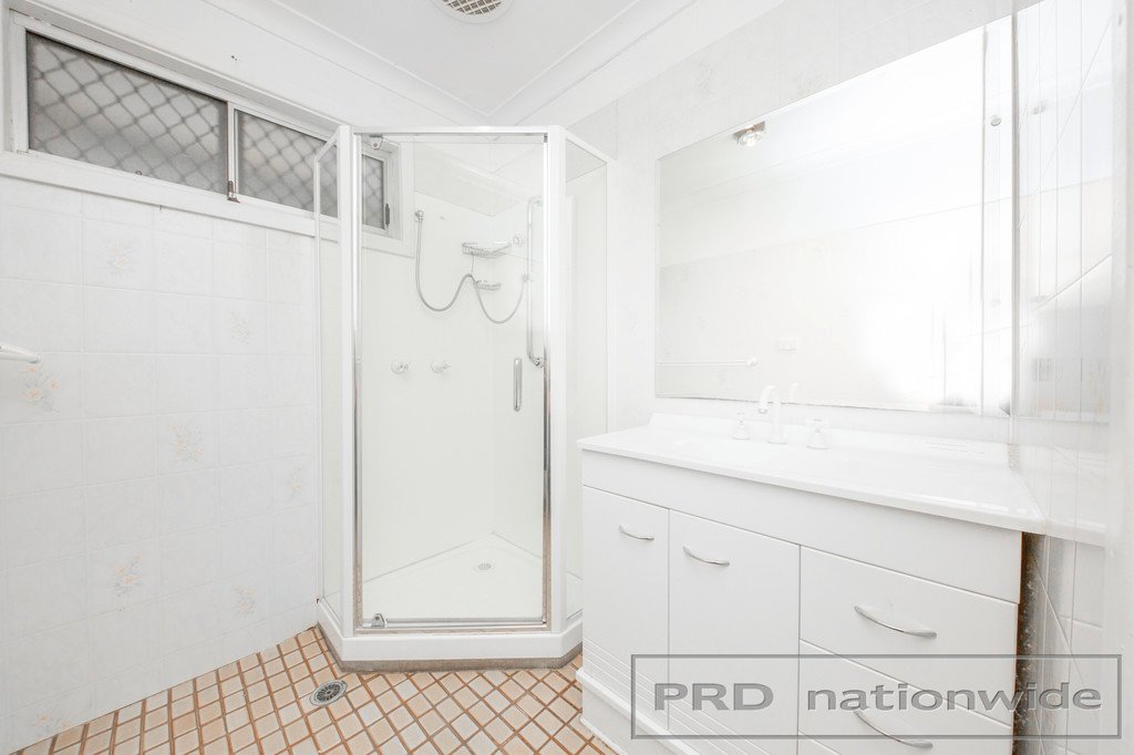 2 Churchill Cres  RUTHERFORD 9