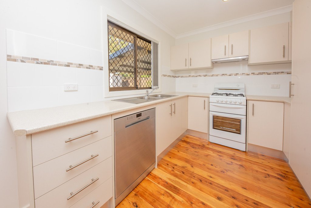 2 Churchill Crescent RUTHERFORD 3