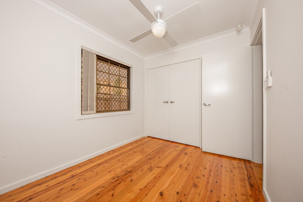 2 Churchill Crescent RUTHERFORD 5