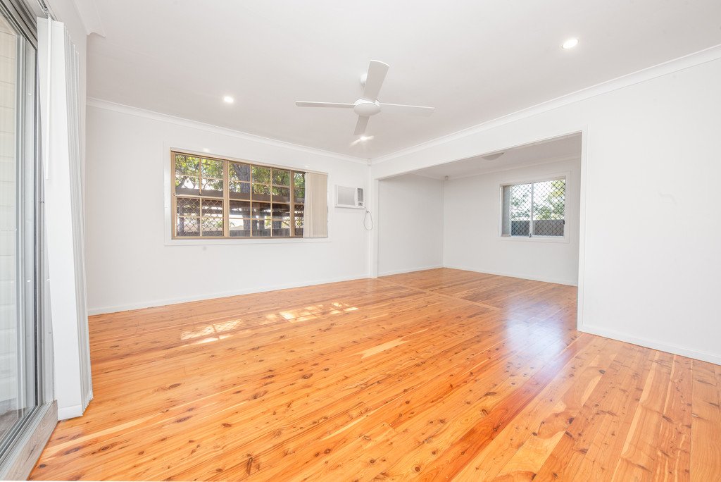 2 Churchill Crescent RUTHERFORD 9