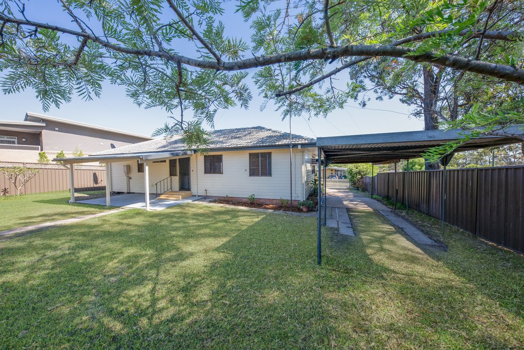 2 Churchill Crescent RUTHERFORD 11