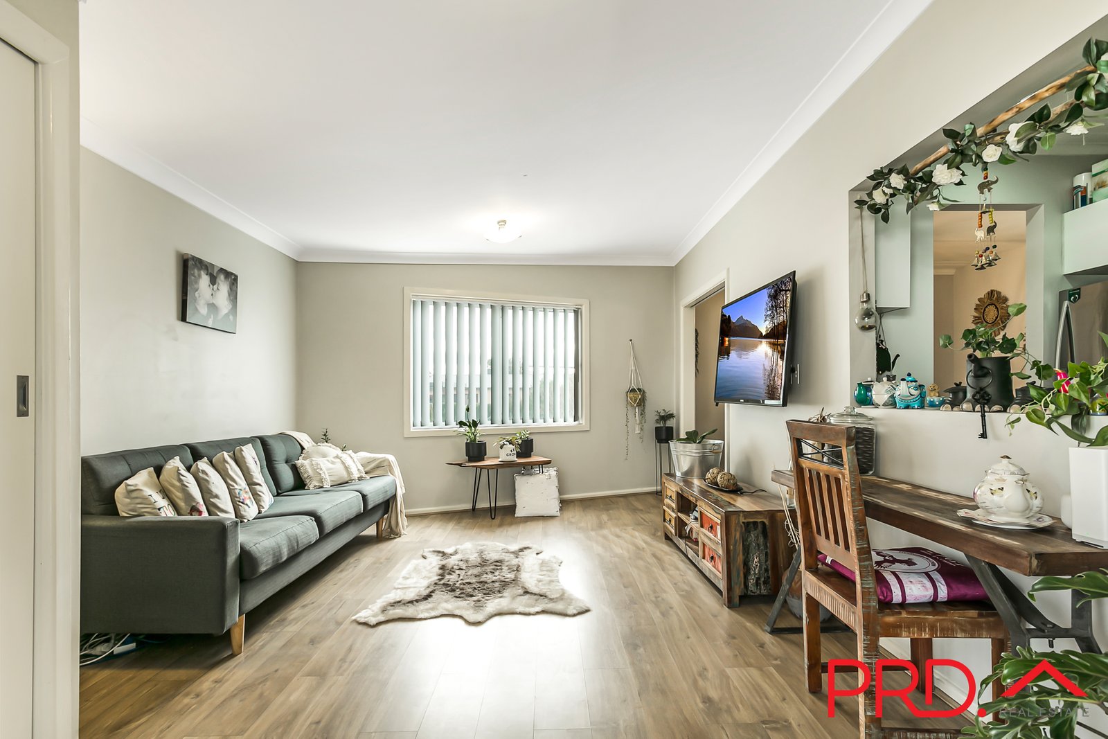 2 Churchill Street TAMWORTH 11