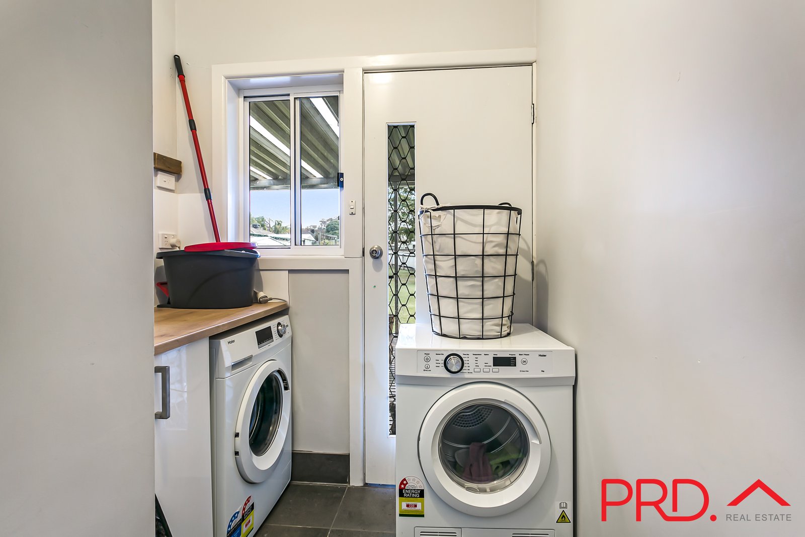 2 Churchill Street TAMWORTH 19