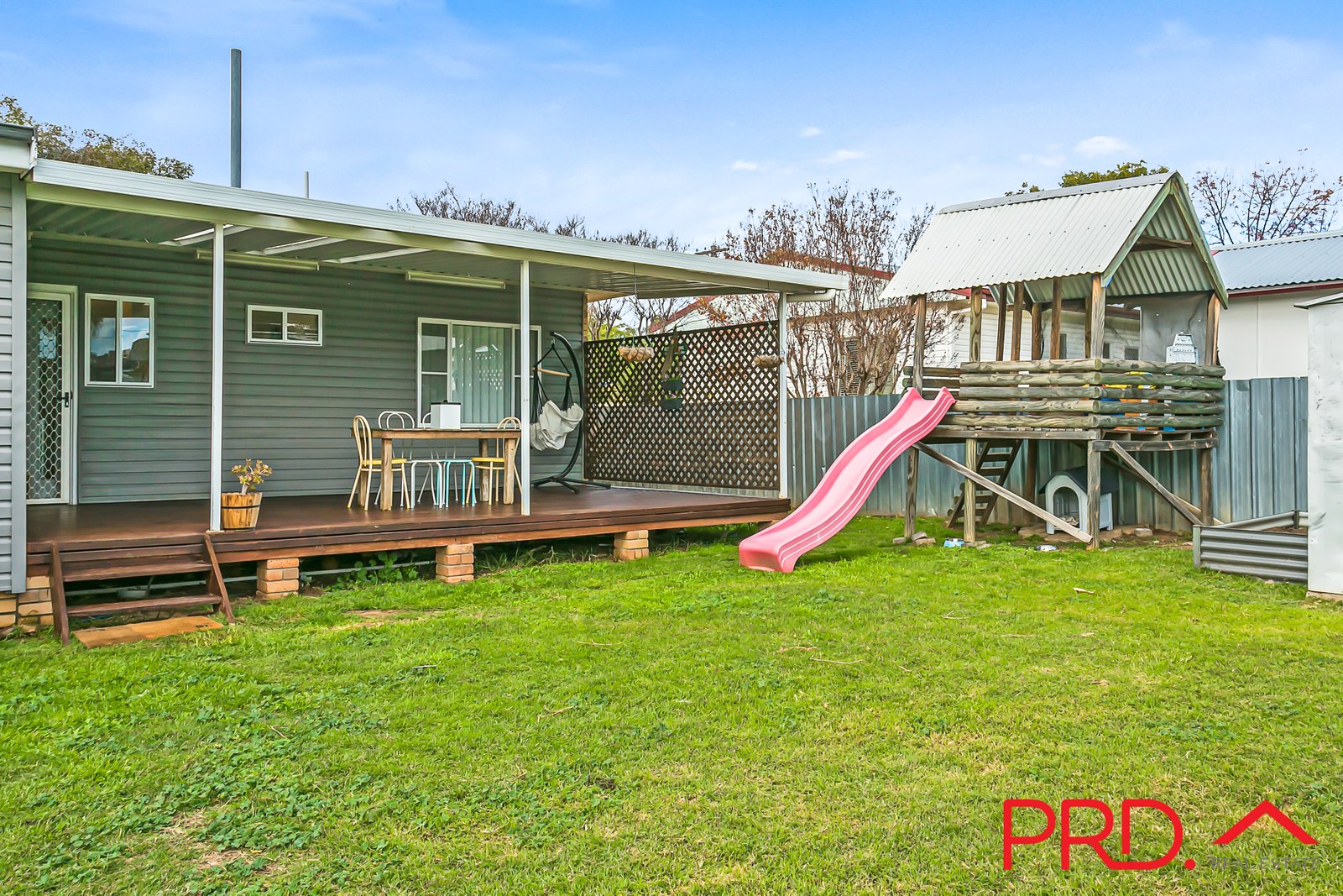 2 Churchill Street TAMWORTH 21