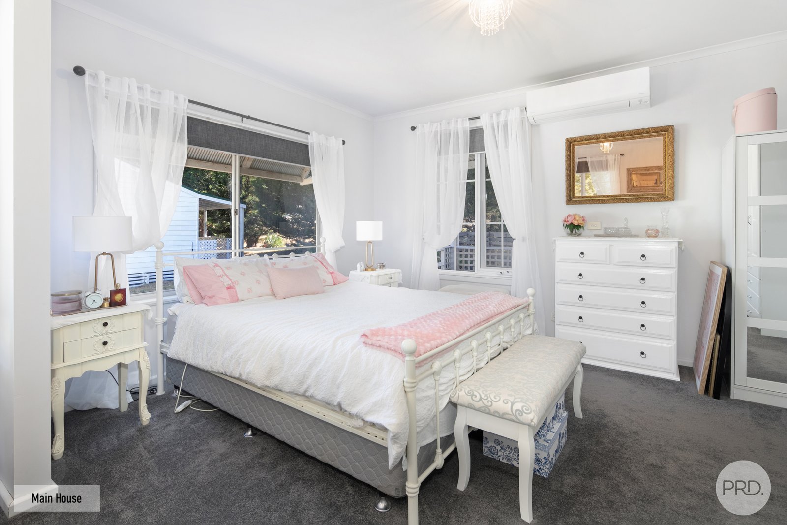 2 Clapperton Street LEXTON 11