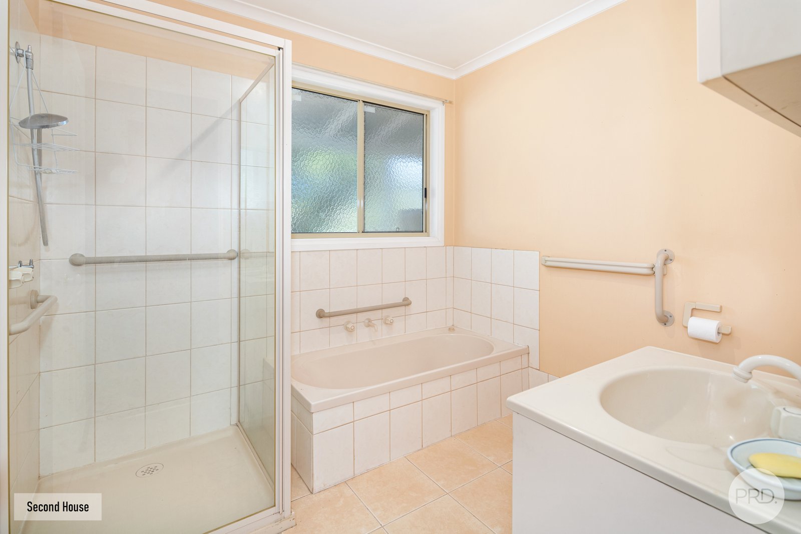 2 Clapperton Street LEXTON 20