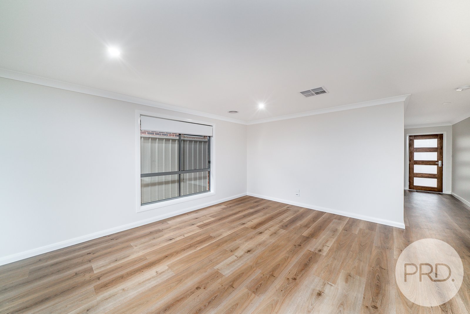 2 Claymore Road ESTELLA 7