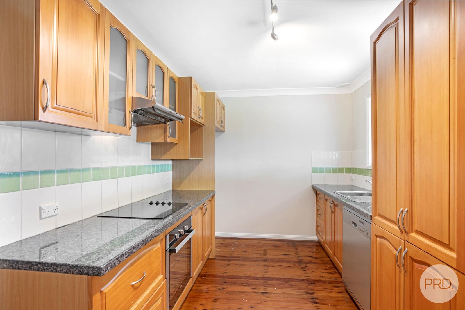 2 Clissold Street CAMBRIDGE PARK 3