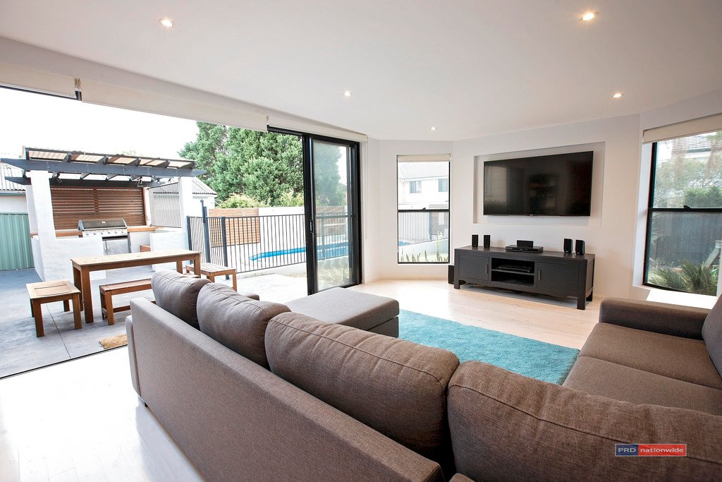 2 Clive Street REVESBY 5